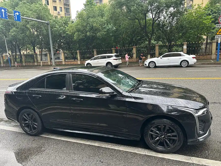 Cadillac CT4