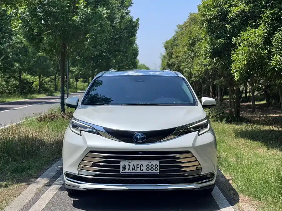 Toyota SIENNA