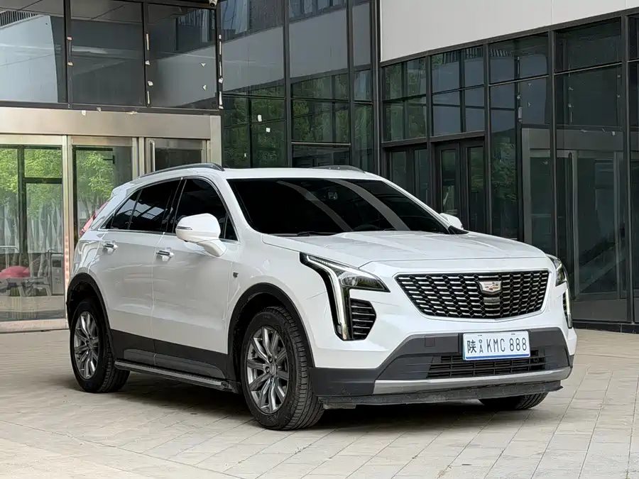 Cadillac XT4