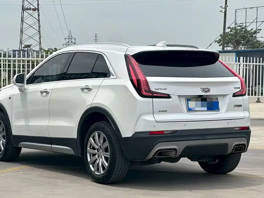 Cadillac XT4