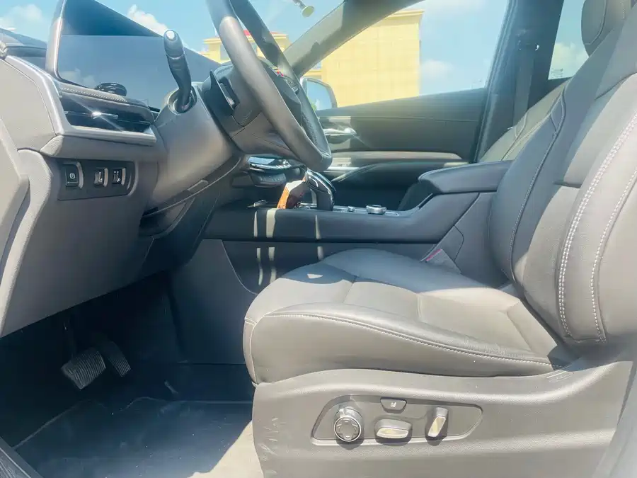 Cadillac XT4