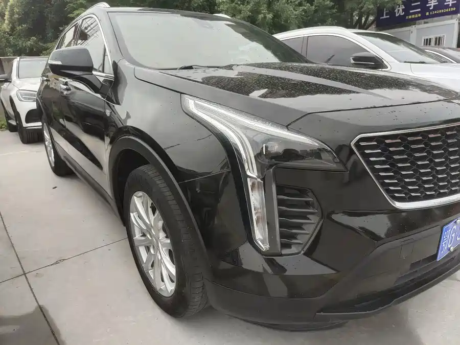 Cadillac XT4