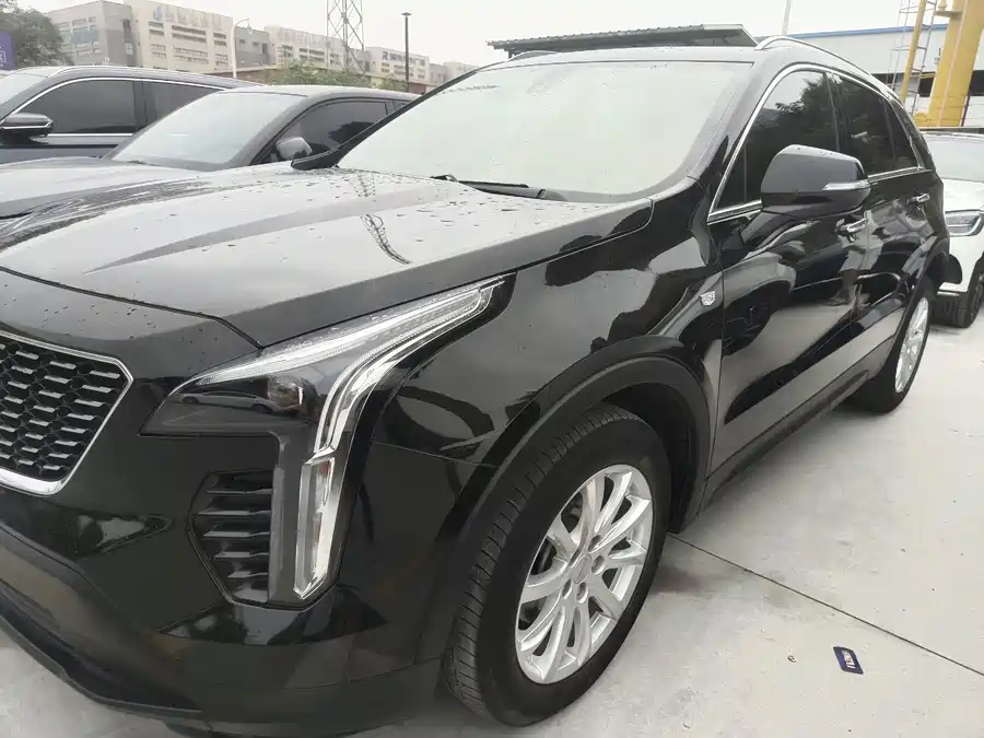 Cadillac XT4