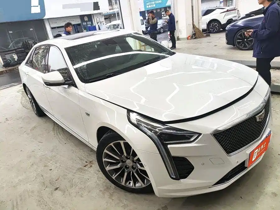 Cadillac CT6