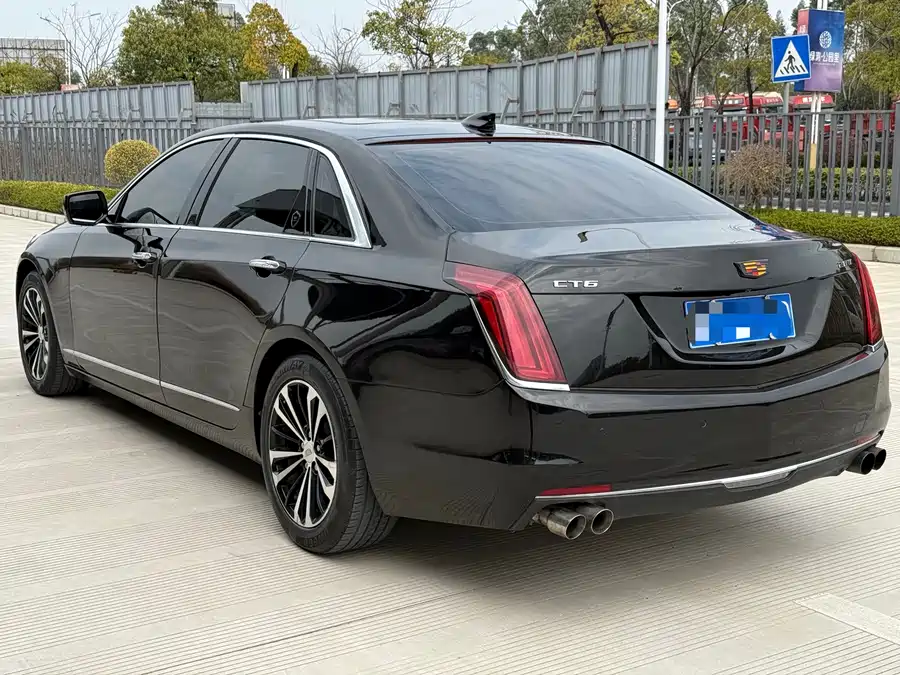 Cadillac CT6
