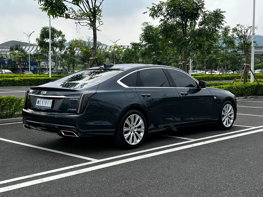 Cadillac CT6