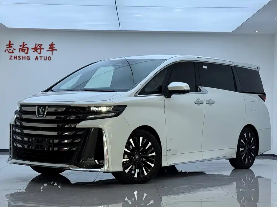 Toyota Crown Vellfire