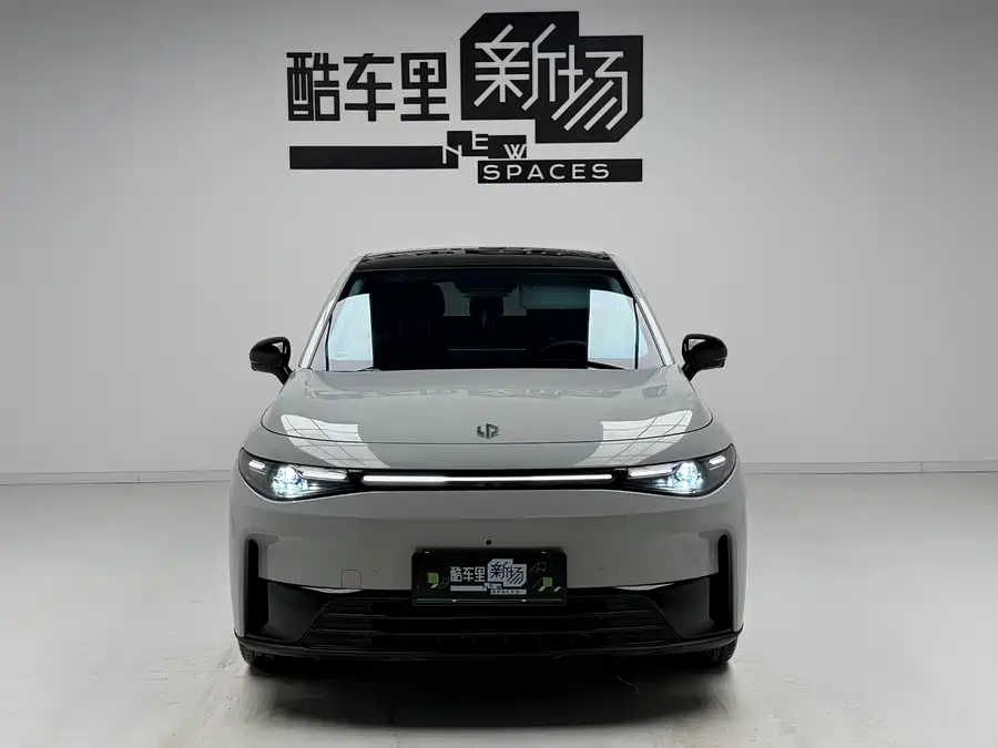 Leapmotor C10
