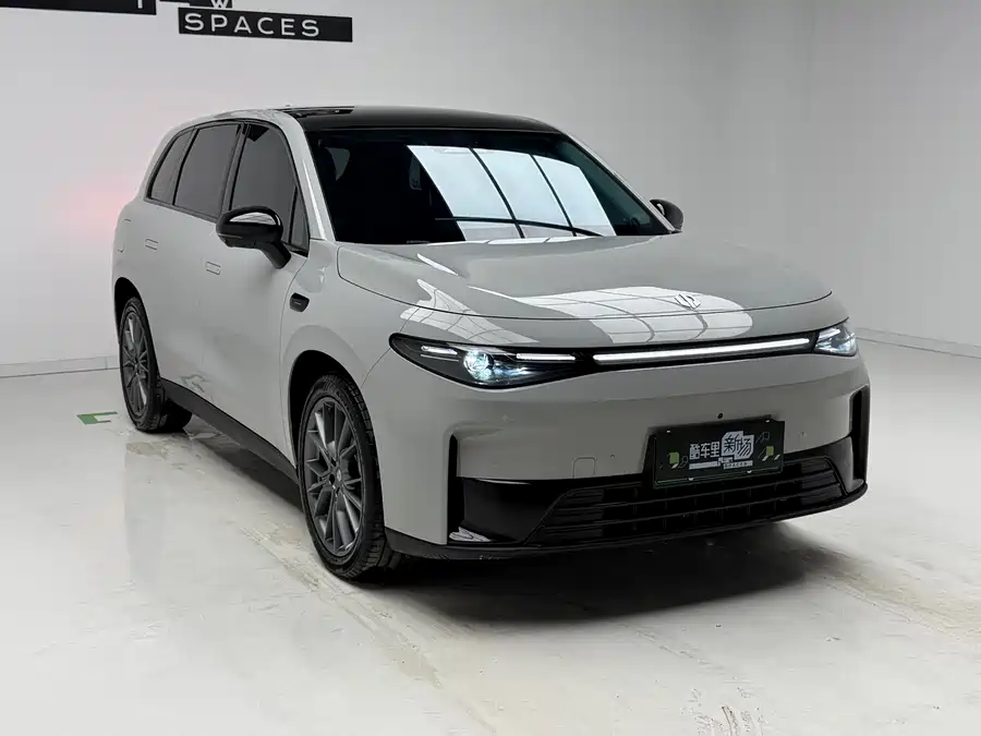 Leapmotor C10