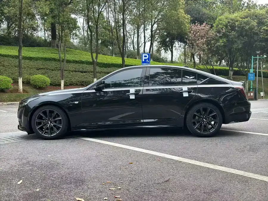 Cadillac CT5