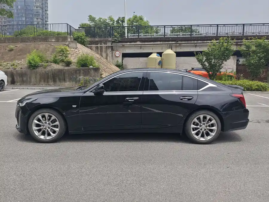 Cadillac CT5