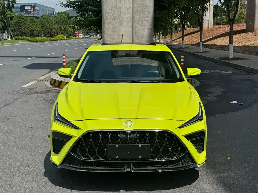 MG 5 Scorpio