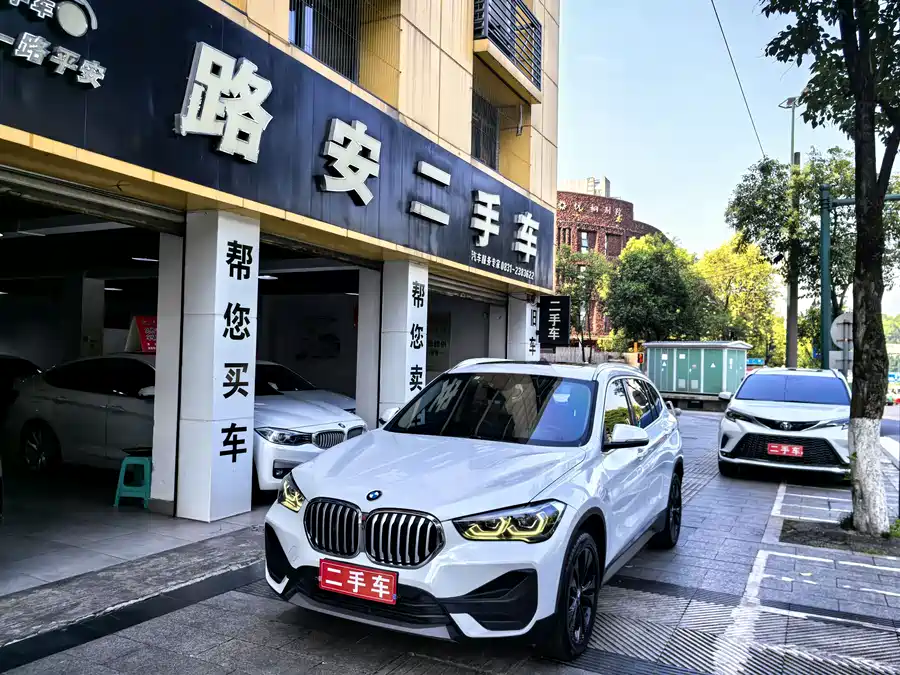 BMW X1
