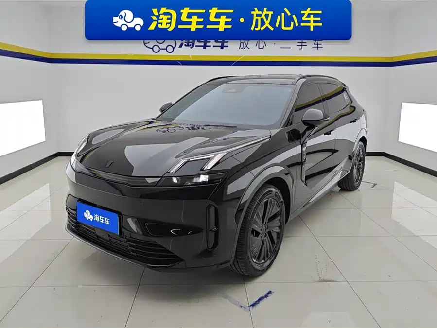Lynk & Co 08 EM-P