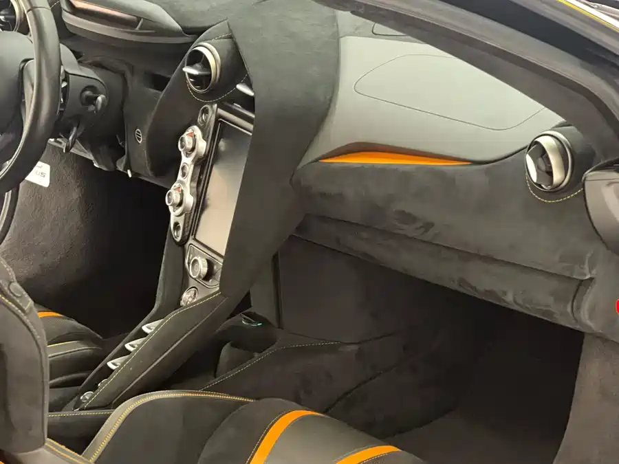 McLaren 720S