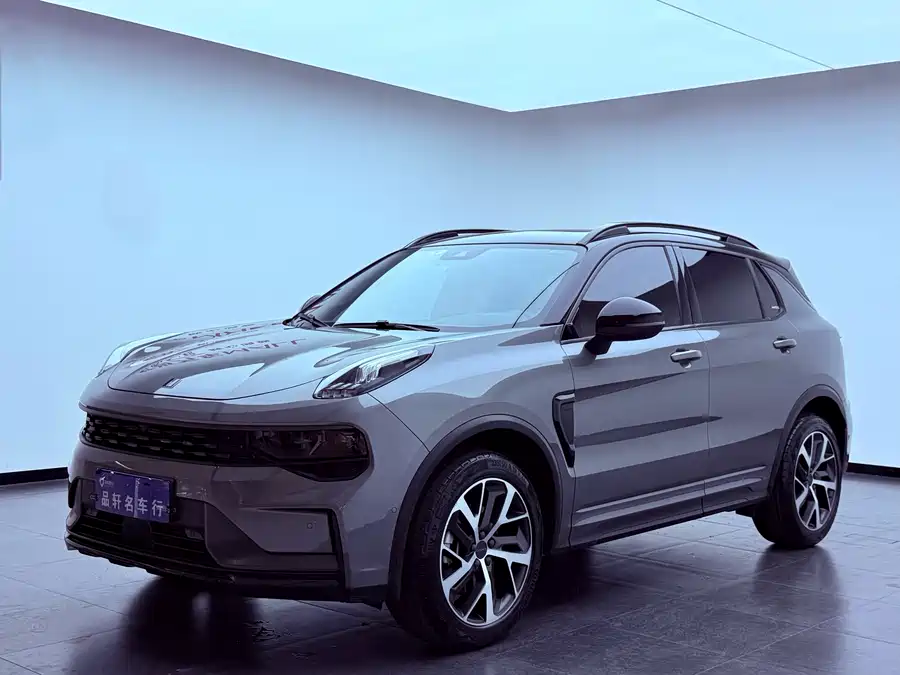 Lynk & Co 01
