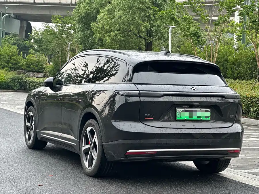 NIO ES6