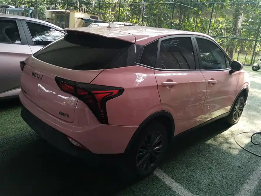 NETA Nezha V