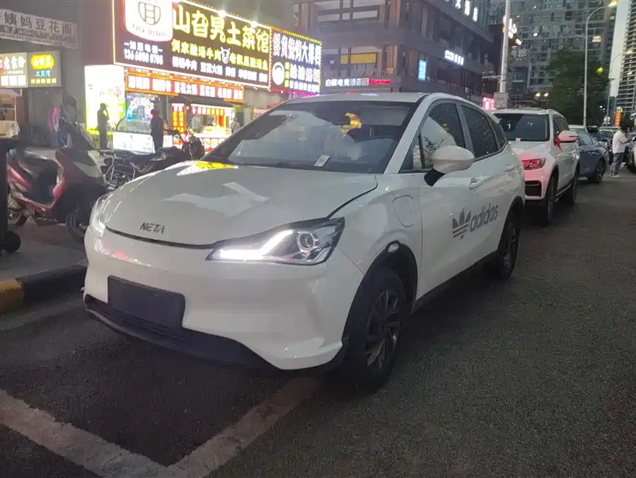 NETA Nezha V
