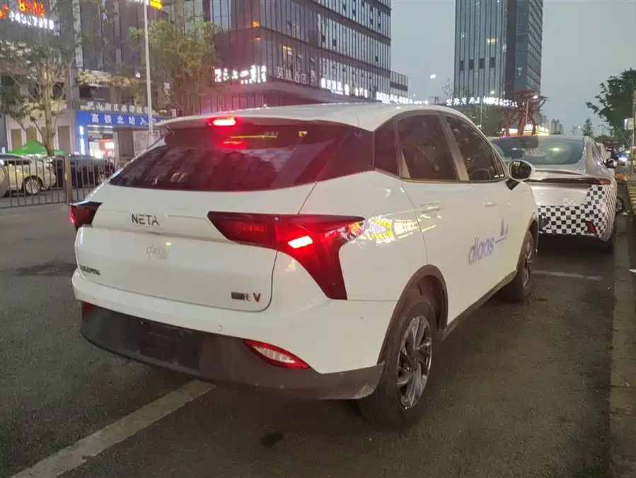 NETA Nezha V