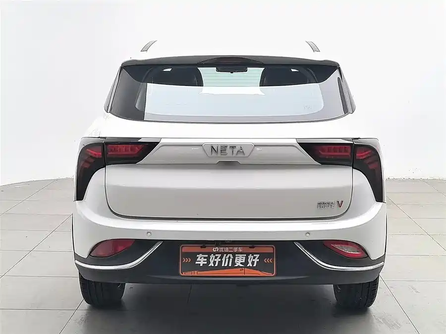 NETA Nezha V