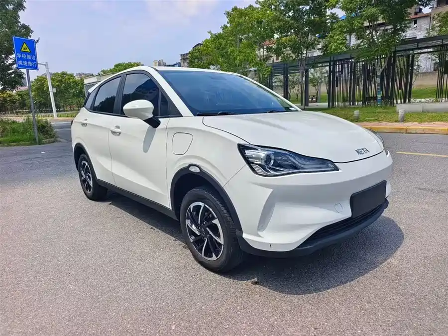 NETA Nezha V