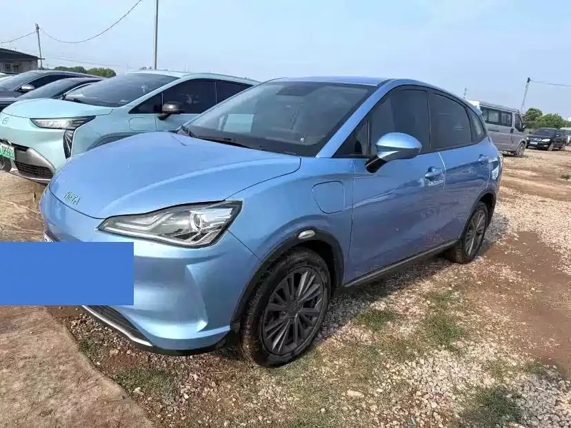 NETA Nezha V