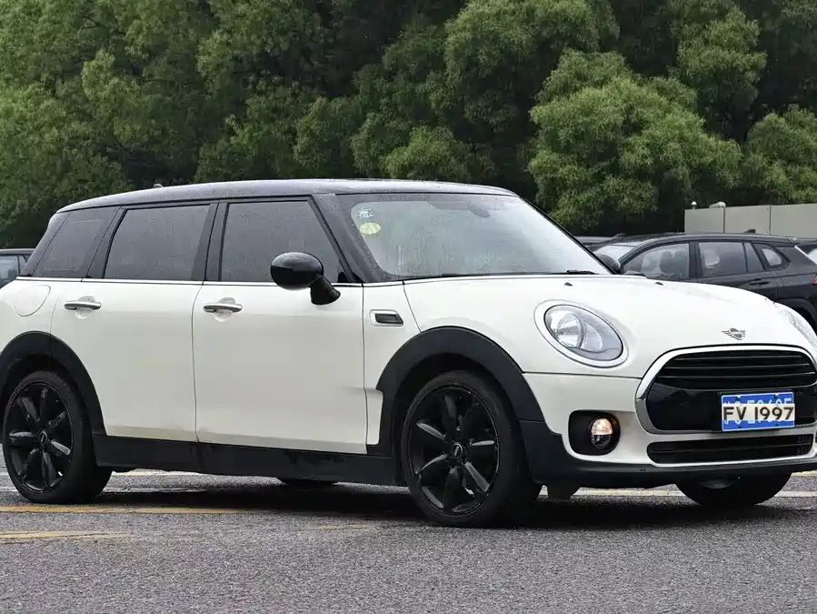 MINI  CLUBMAN