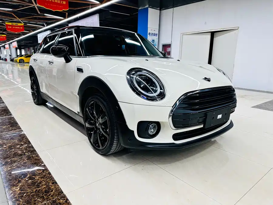 MINI CLUBMAN