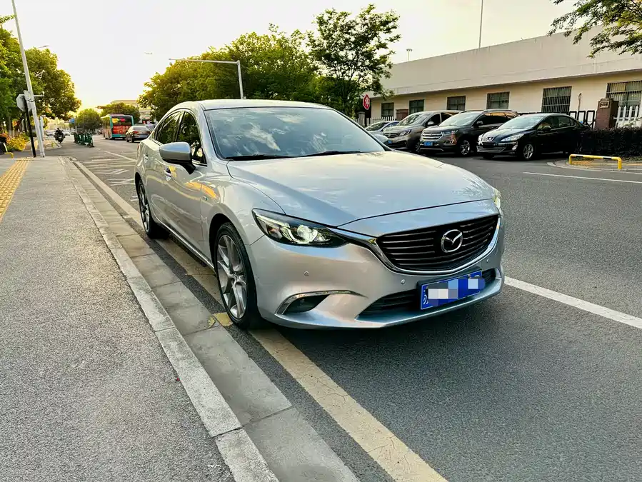 Mazda Atenza