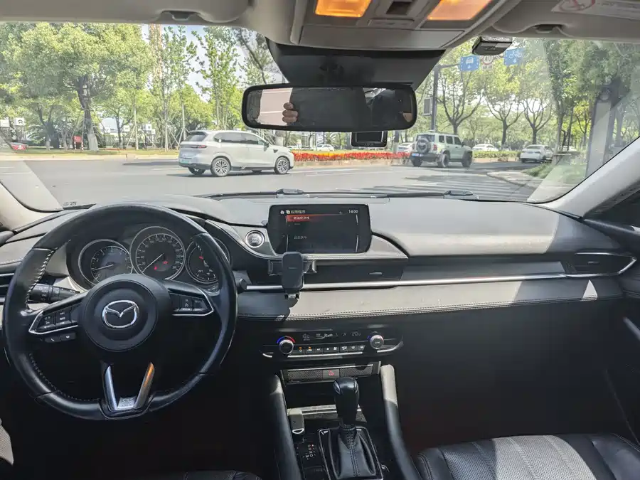 Mazda Atenza