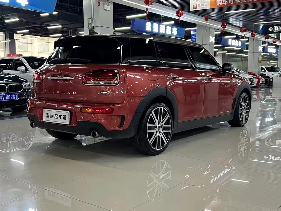 MINI CLUBMAN