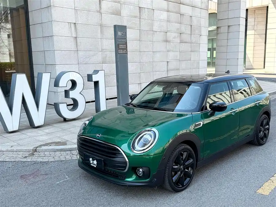MINI CLUBMAN