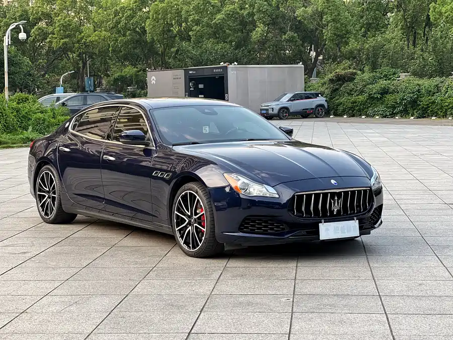 Maserati President