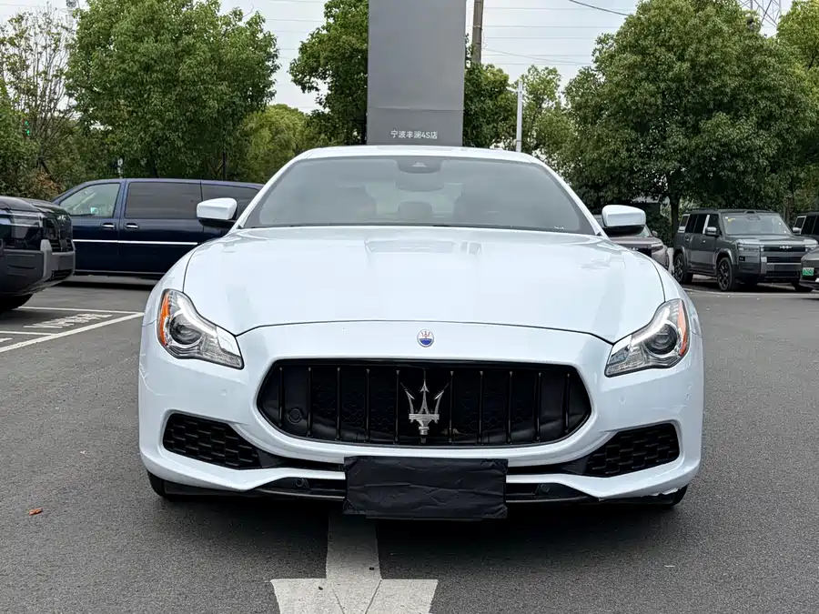 Maserati President