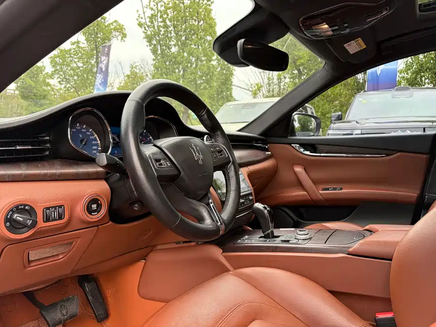 Maserati President
