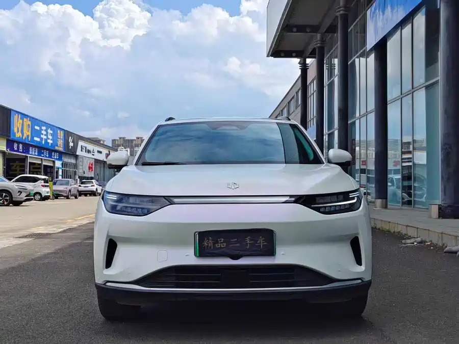 Leapmotor C11