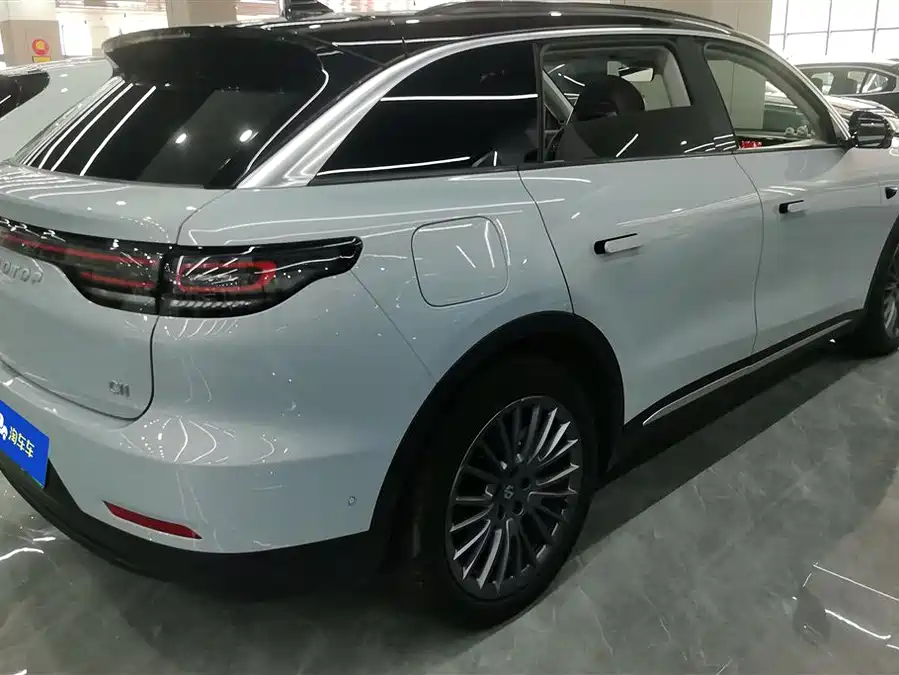Leapmotor C11