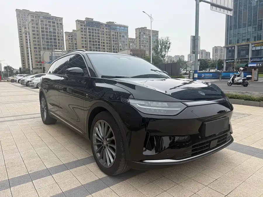 Leapmotor C11