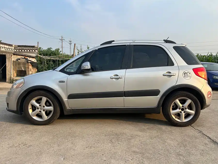 Suzuki SX4
