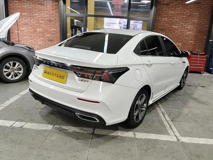Omoda S5