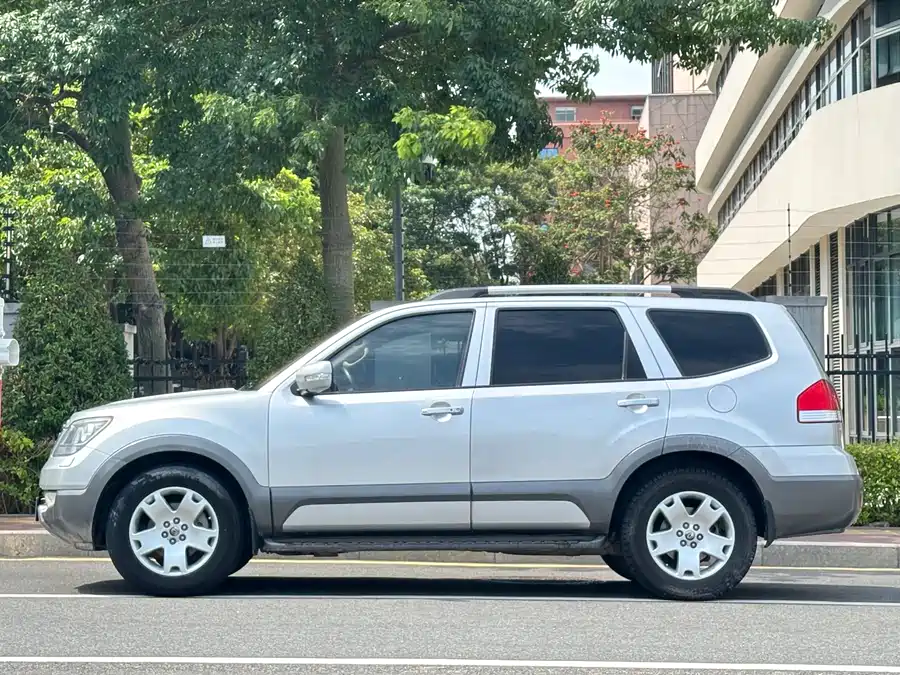 Kia Borrego
