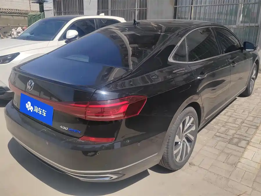 Volkswagen Passat plug-in hybrid