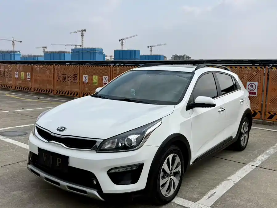 Kia KX CROSS
