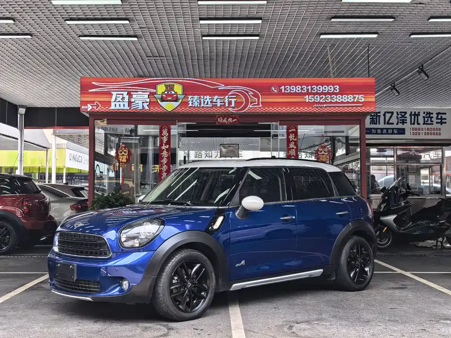 MINI COUNTRYMAN