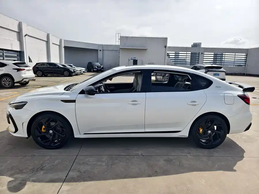 MG 6
