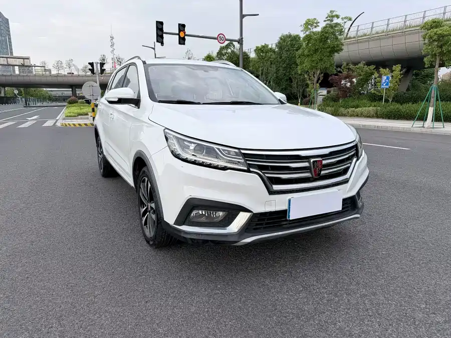 Roewe RX3