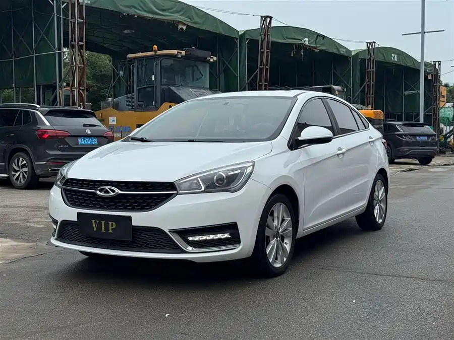 Chery Arrizo 5