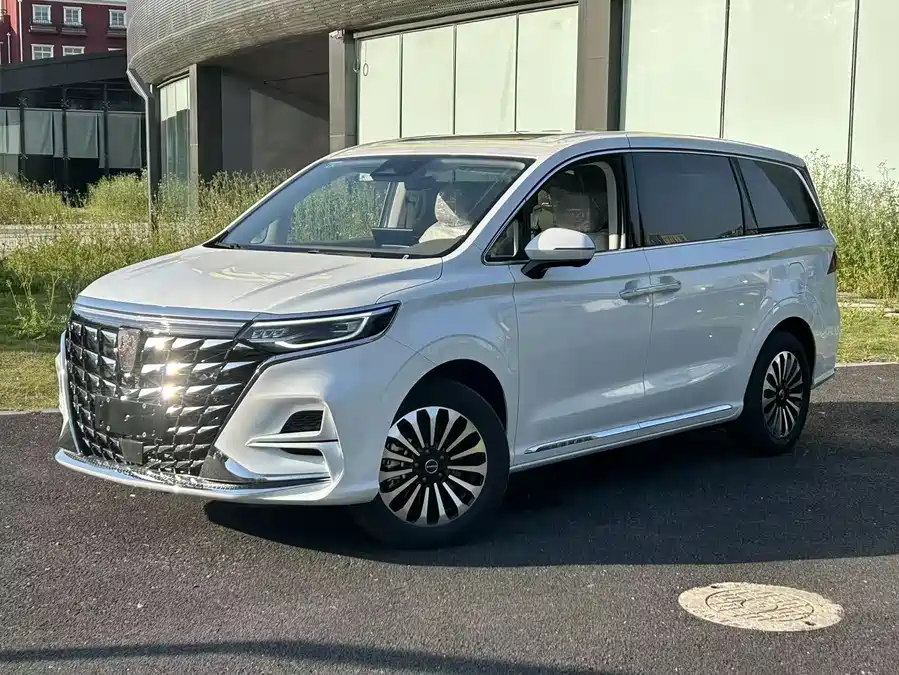 Roewe iMAX8 New Energy