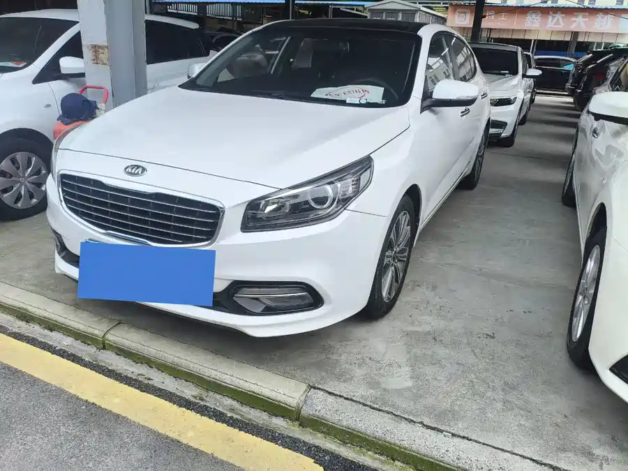 Kia K4
